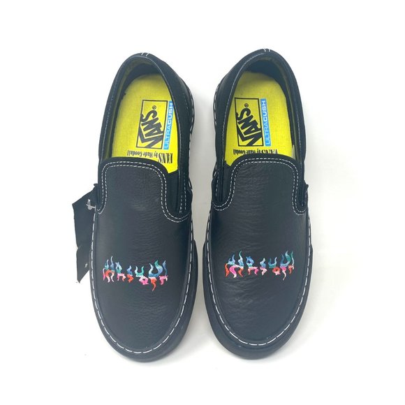 💖MEGA SALE💖NEW VANS Classic Slip On  Black Color Women s Flame SB VN0A3MUCN3H - Picture 6 of 10